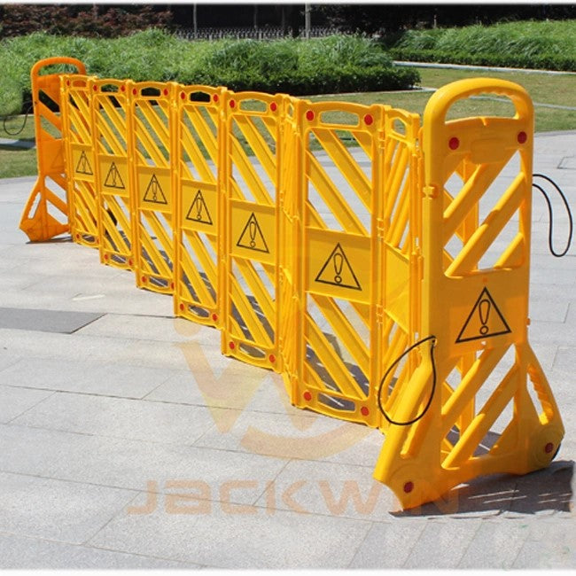 3900mm-Expandable-Barricades-5