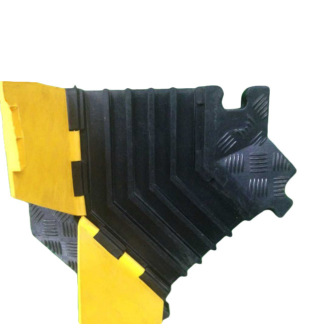 5-ChannelRubberCableProtector-6