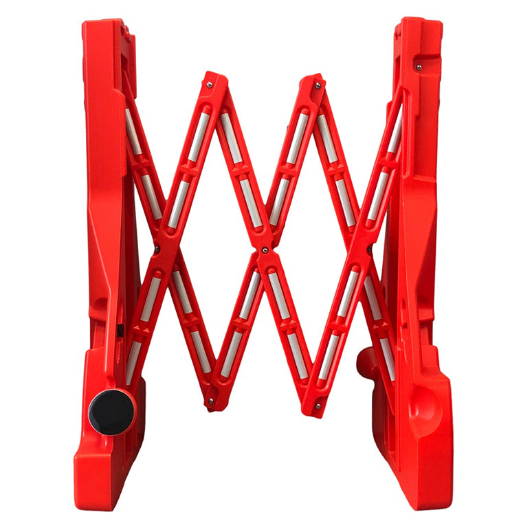 expandable-road-safety-barricade-1
